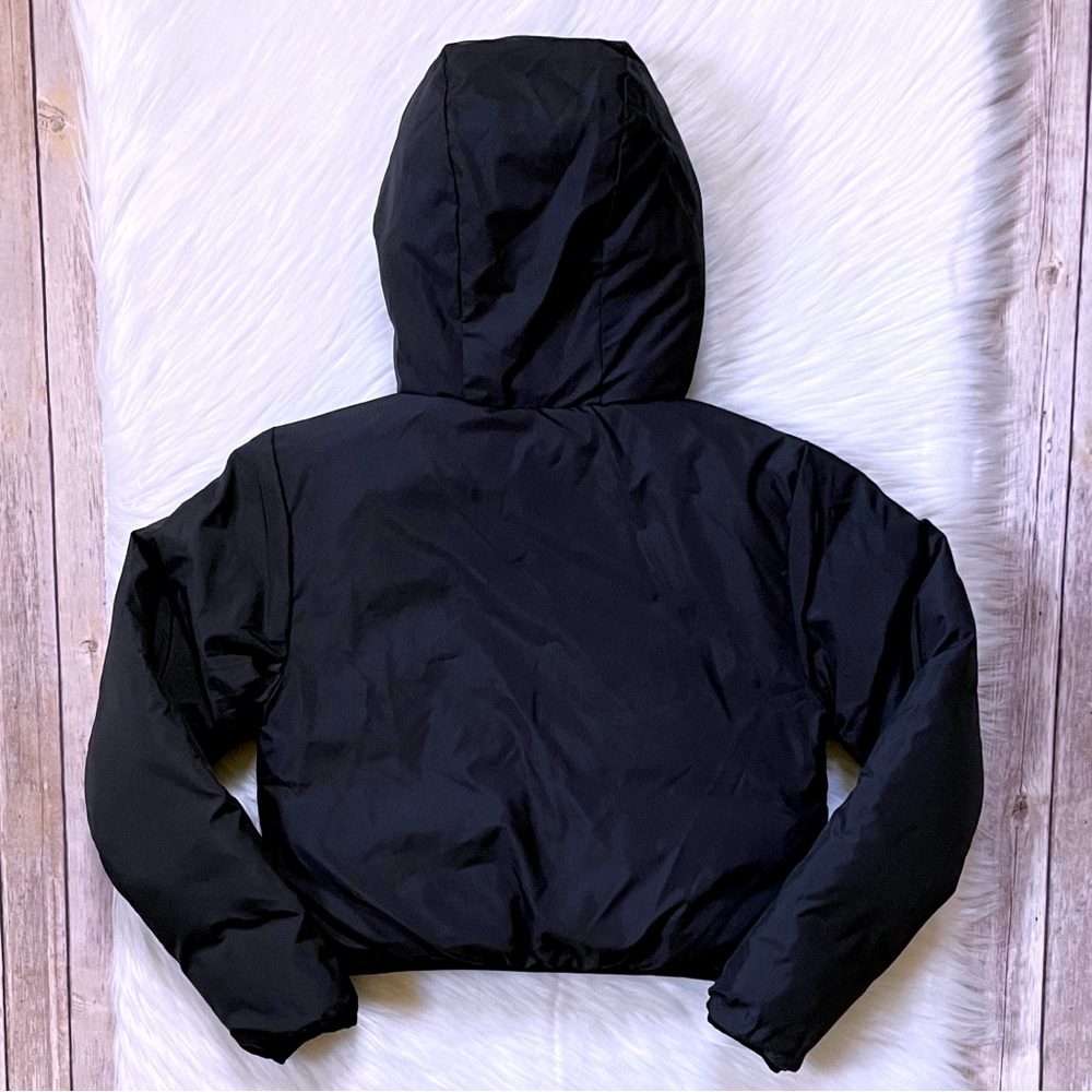 The North Face Girls’ Baltic Reversible Down Black Puffer Jacket - Picture 8 of 15